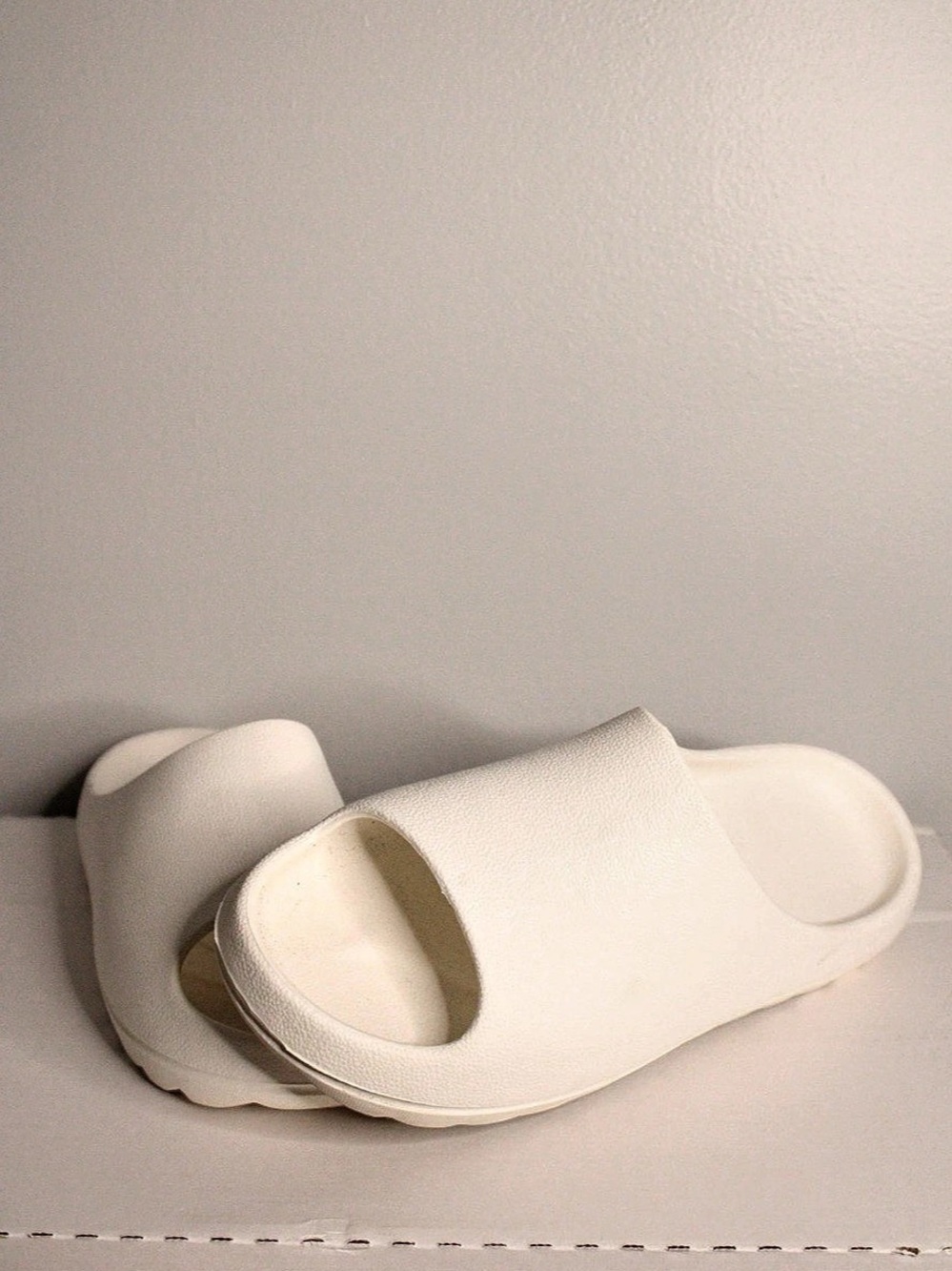 White Slides US 8